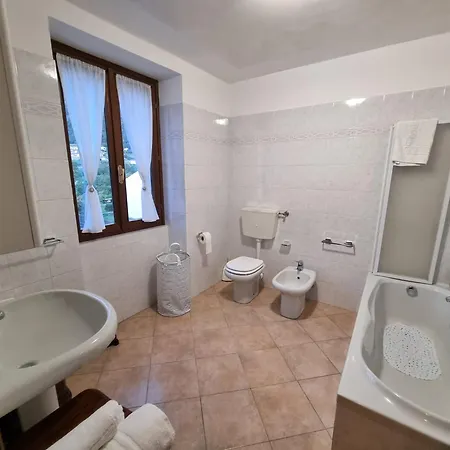 E Monti Appartement *